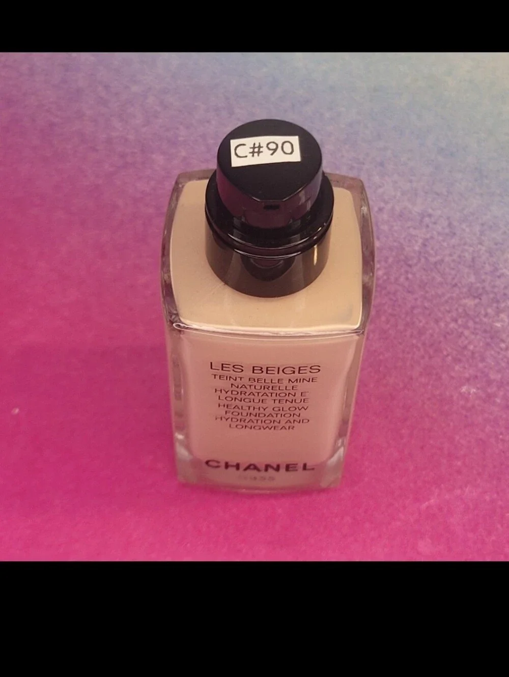 Chanel Les Beiges Healthy Glow Longwear Foundation BR22